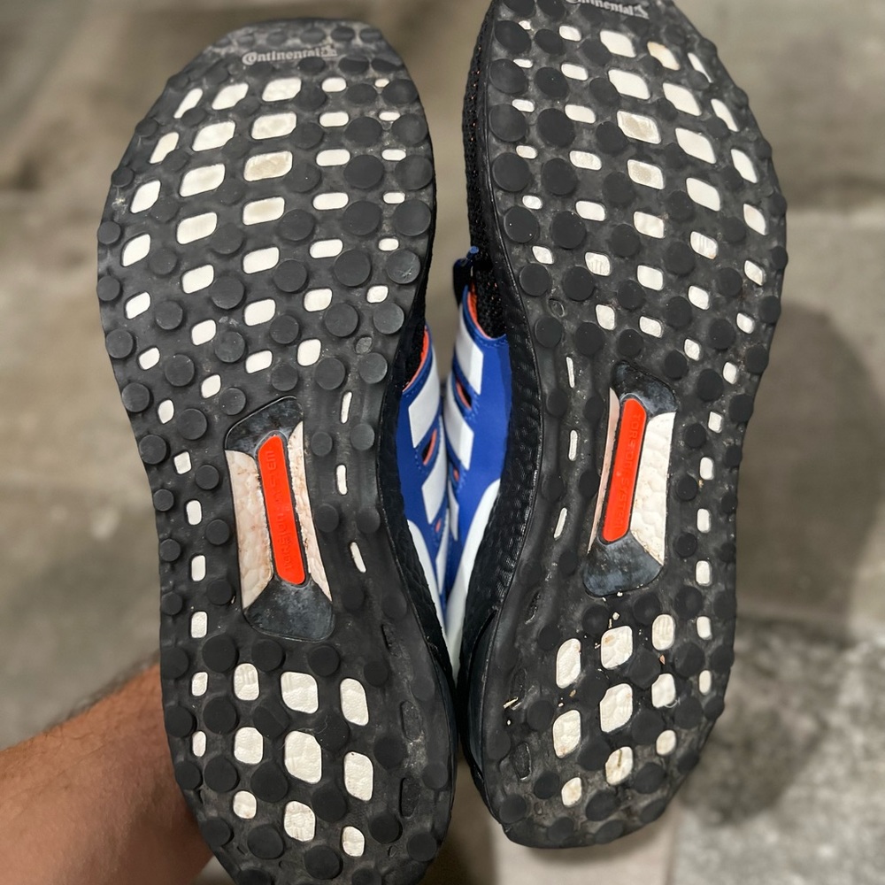 Adidas - Picture 9 of 10